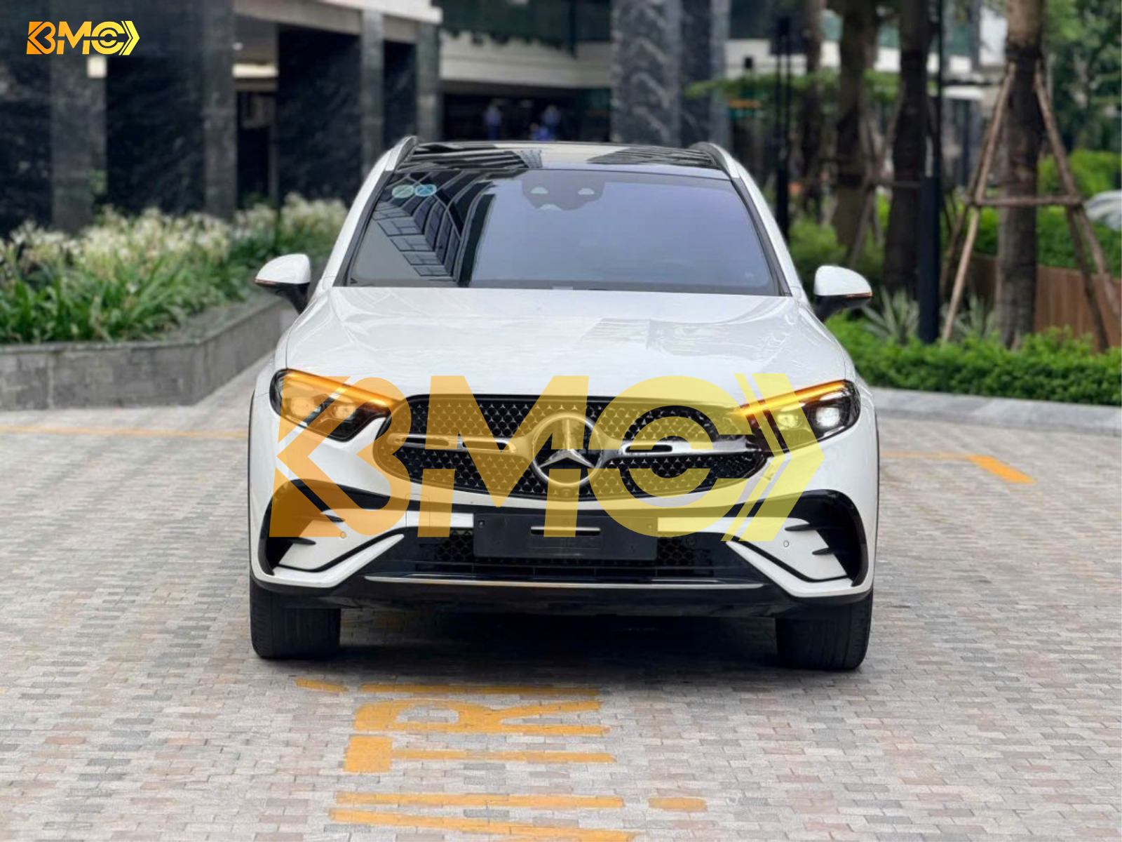 Xe Mercedes Benz GLC 300 4Matic 2023 - 2 Tỷ 178 Triệu