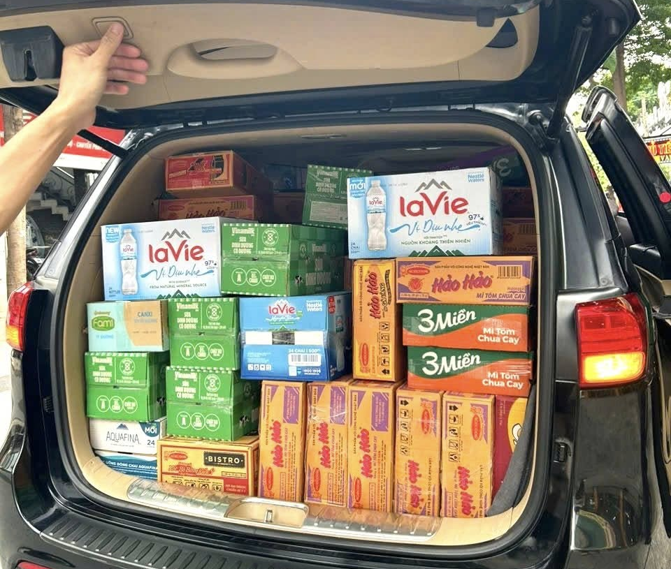 TỪ TRÁI TIM , ĐẾN TRÁI TIM